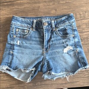 Size 0, American Eagle stretch shorts